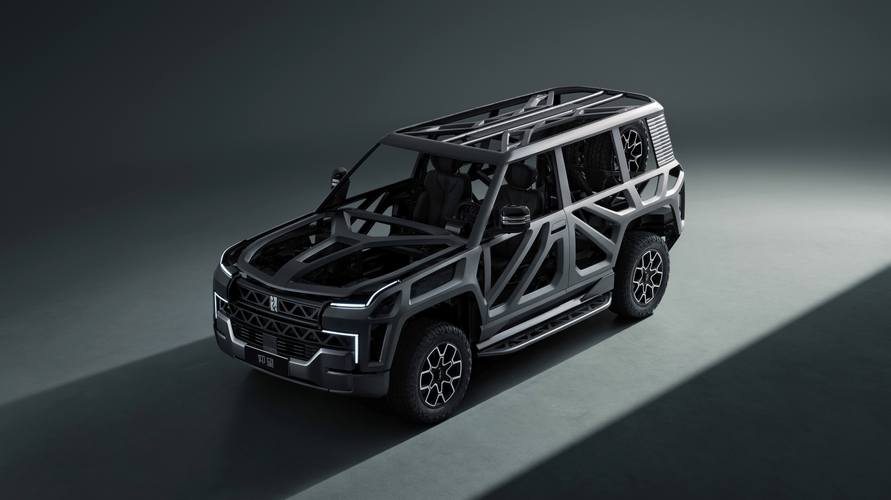 成都146仰望U8硬派越野的科技魅力，国能汽车对传统燃油车市场的冲击